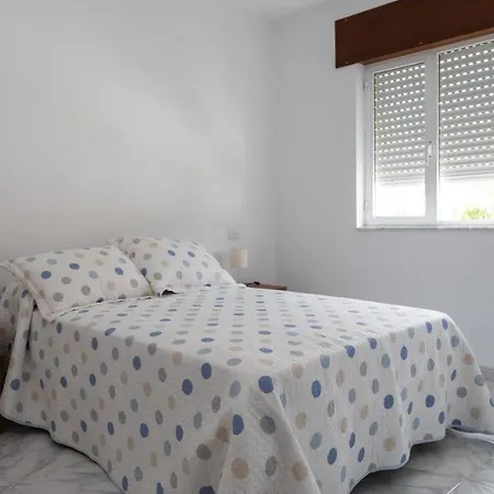 Apartment Apartment - 4 Bedrooms - 60274